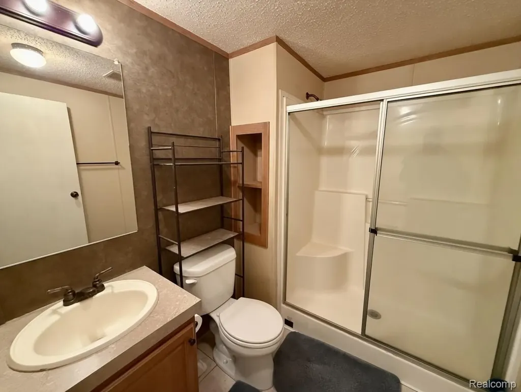 1570 Christine Terrace Madison Heights City MI 48071