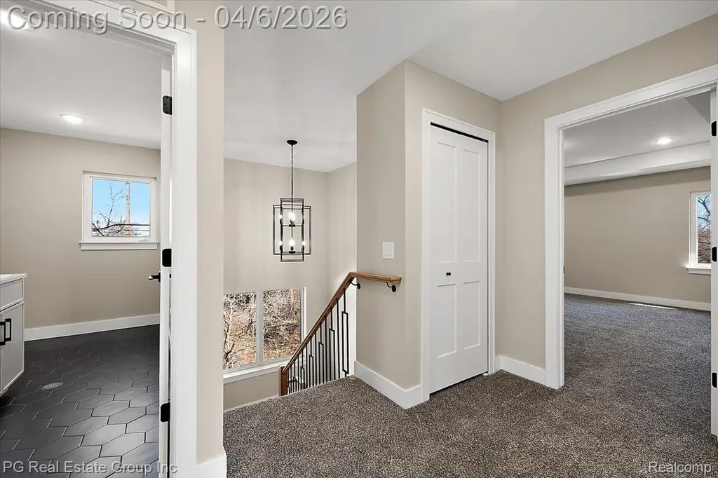 4114 Edgeland Avenue Royal Oak City MI 48073
