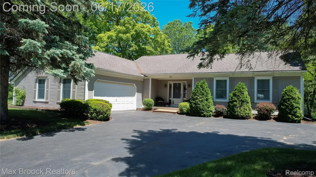5466 Taylor Lane Springfield Charter Township MI 48346