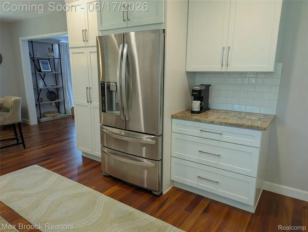 5466 Taylor Lane Springfield Charter Township MI 48346