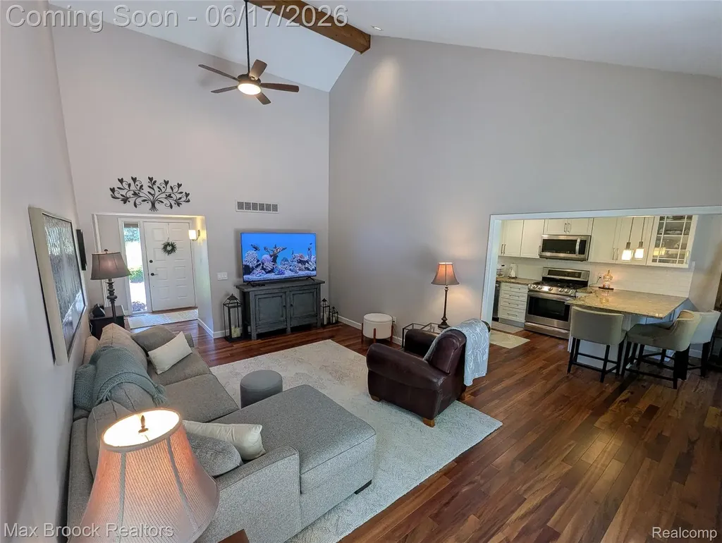 5466 Taylor Lane Springfield Charter Township MI 48346