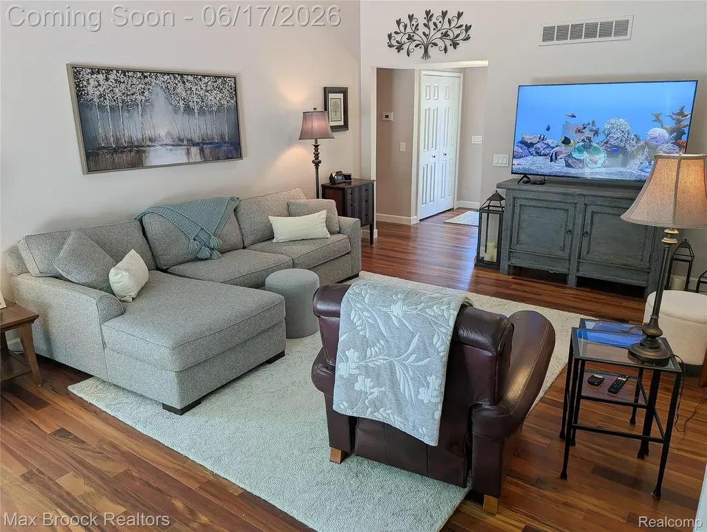 5466 Taylor Lane Springfield Charter Township MI 48346