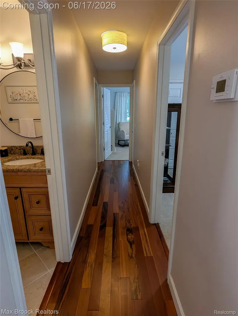 5466 Taylor Lane Springfield Charter Township MI 48346
