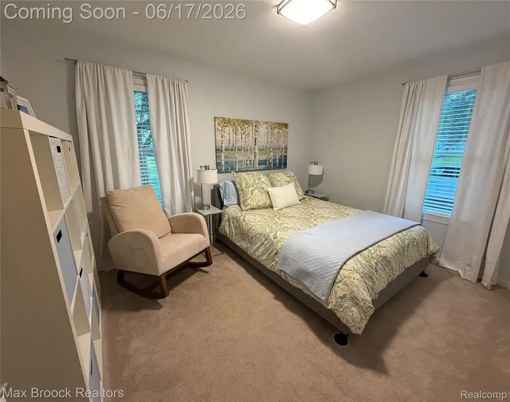 5466 Taylor Lane Springfield Charter Township MI 48346