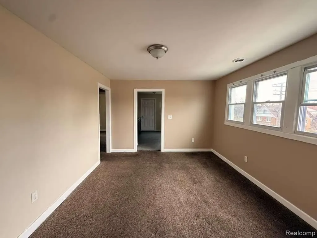 14500 Strathmoor Street Detroit City MI 48227