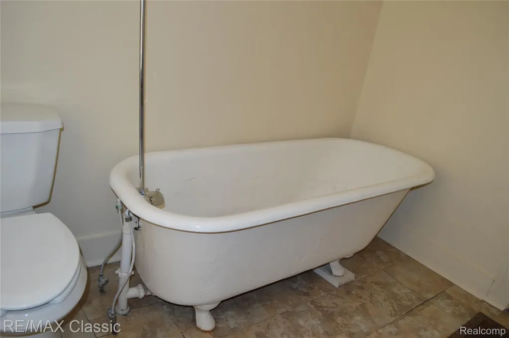 5153 Commonwealth Street Detroit City MI 48208
