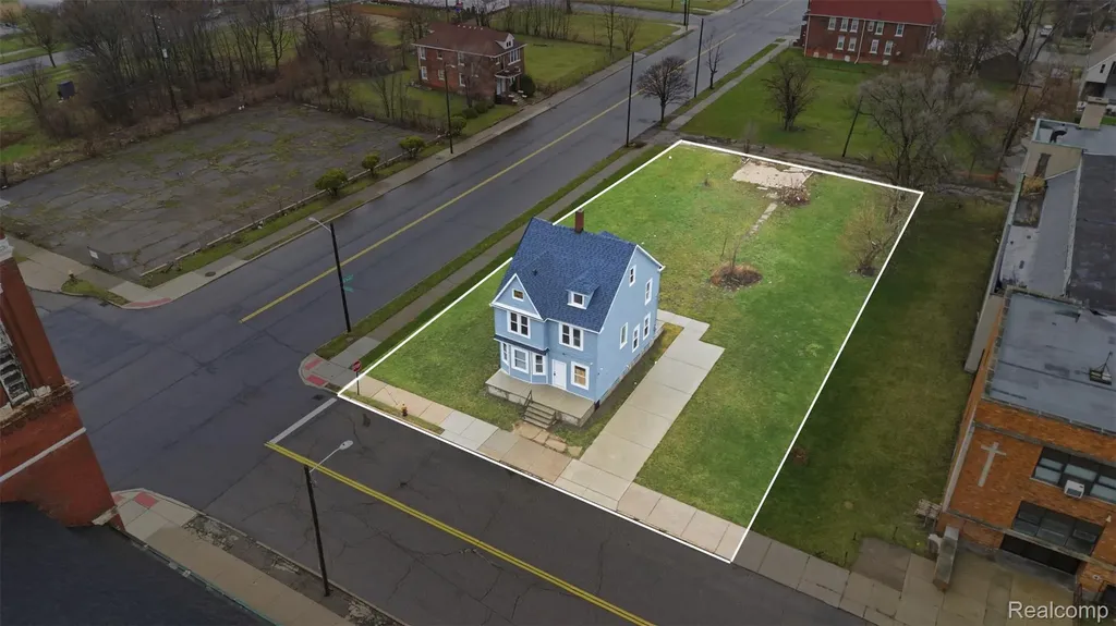 3109 E Canfield Street Detroit City MI 48207