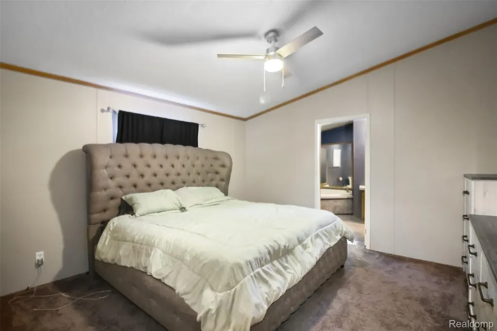 372 Holly Glen Monroe City MI 48161