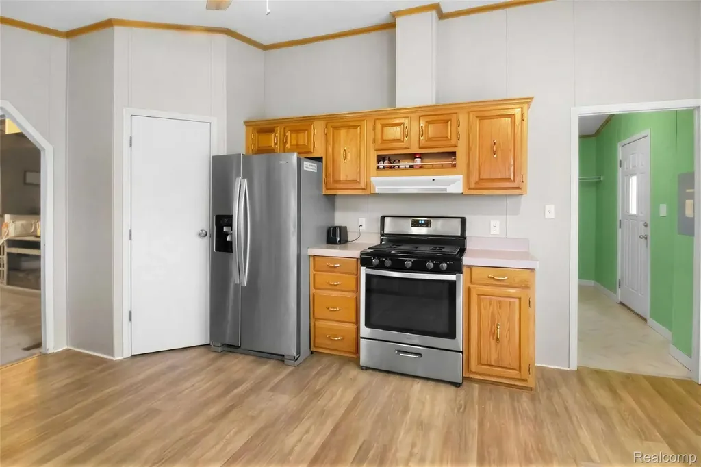 372 Holly Glen Monroe City MI 48161
