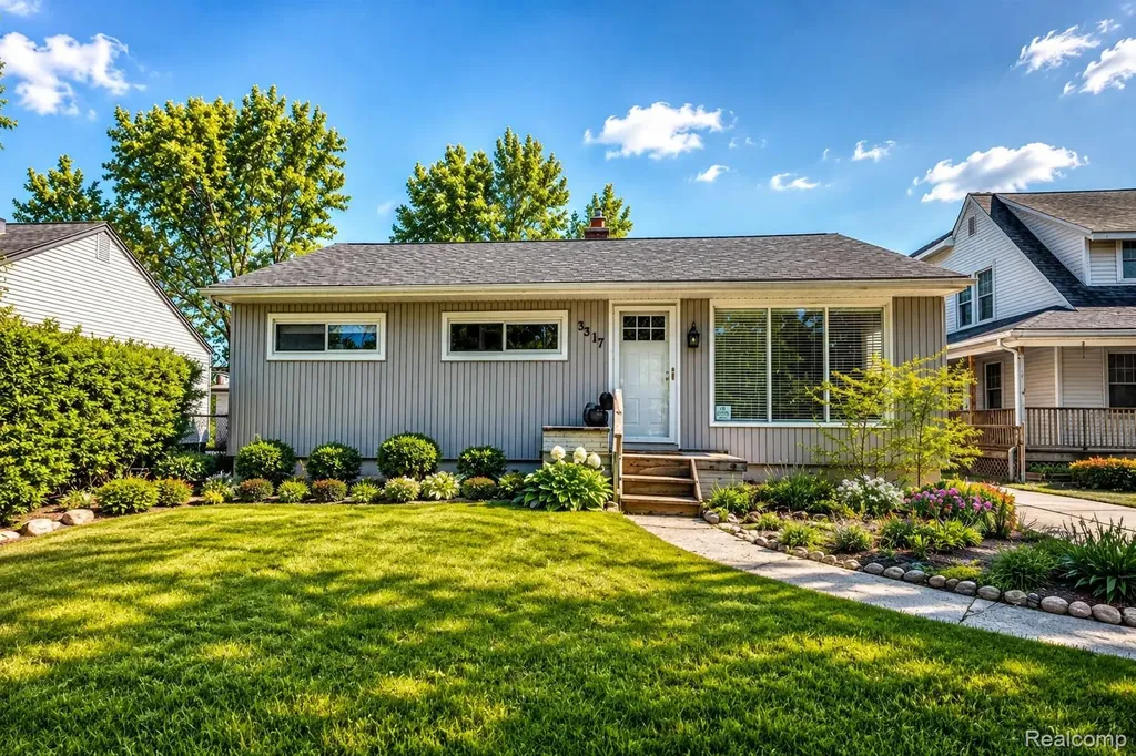 3317 Normandy Road Royal Oak City MI 48073