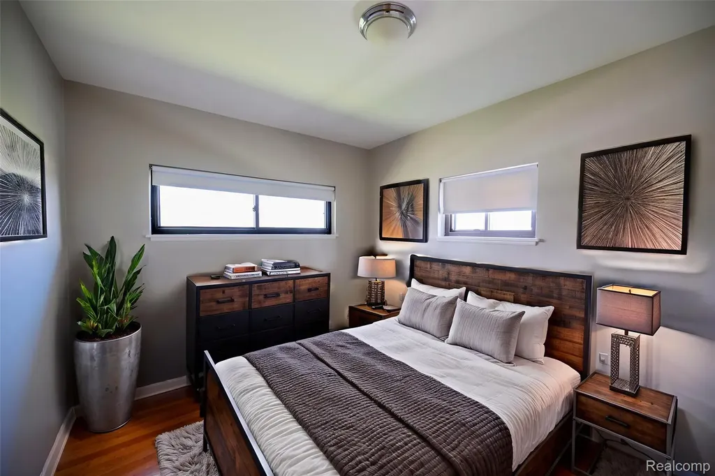 3317 Normandy Road Royal Oak City MI 48073