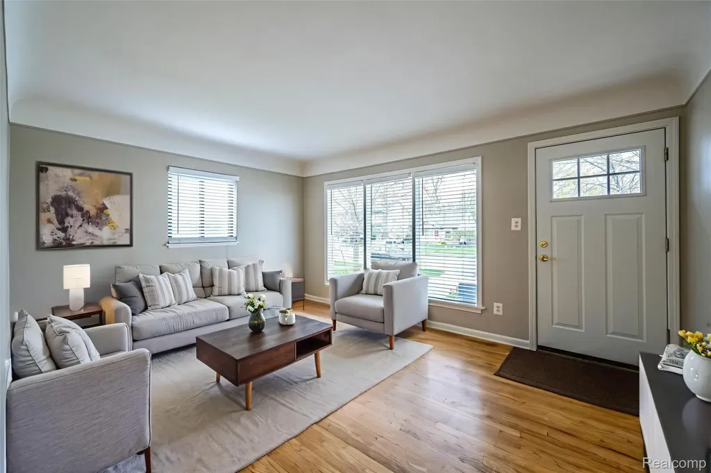 3317 Normandy Road Royal Oak City MI 48073