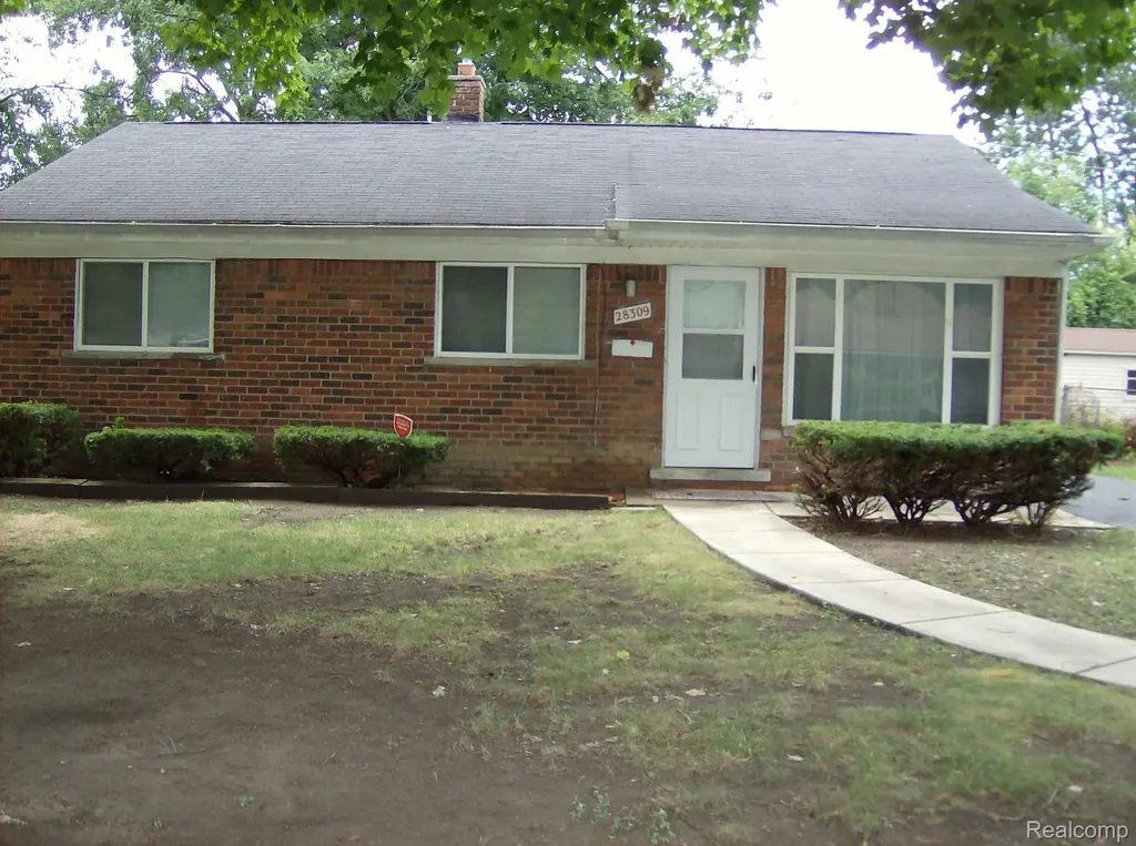 28309 Aberdeen Street Southfield City MI 48076
