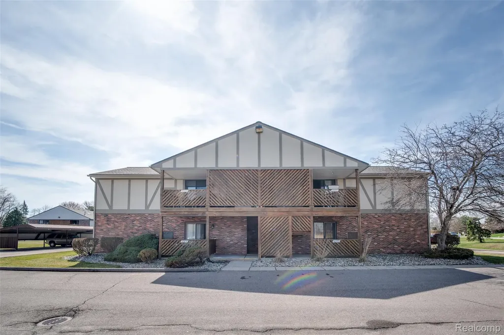 16432 Clarkson Drive Fraser City MI 48026