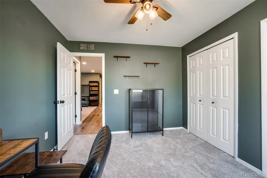 16432 Clarkson Drive Fraser City MI 48026