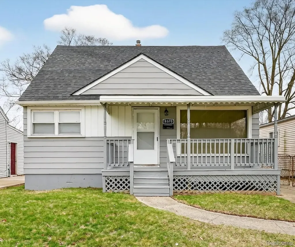 18678 Gaylord Redford Charter Township MI 48240