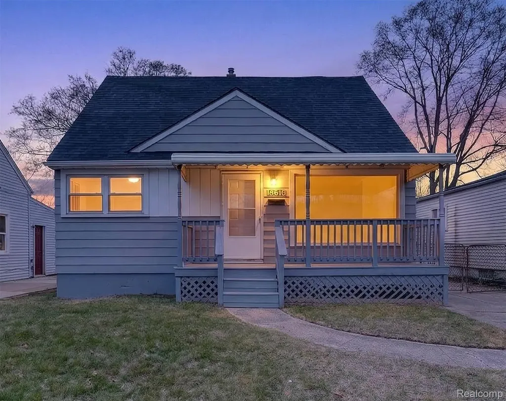 18678 Gaylord Redford Charter Township MI 48240