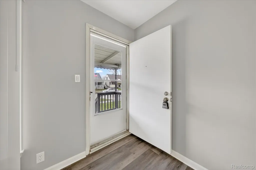 18678 Gaylord Redford Charter Township MI 48240