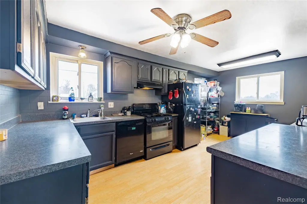 4707 16th Street Wyandotte City MI 48192