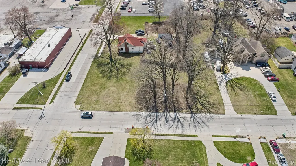 5689 Brandt Street Garden City City MI 48135