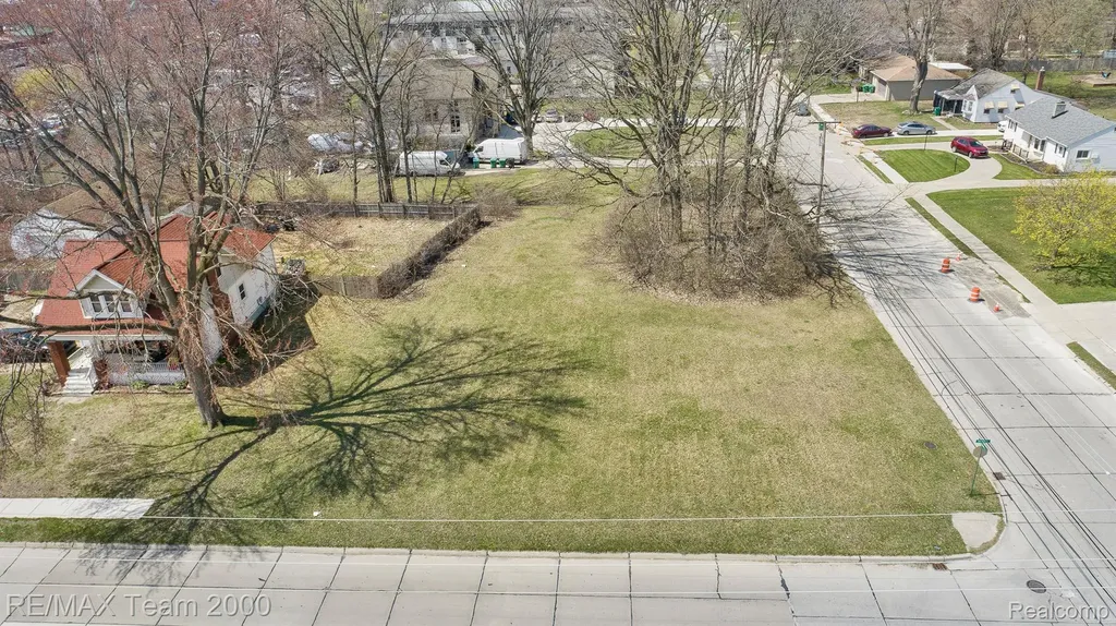 5689 Brandt Street Garden City City MI 48135