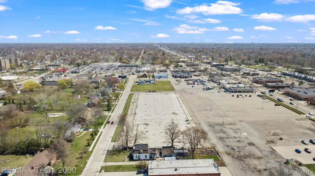 5689 Brandt Street Garden City City MI 48135