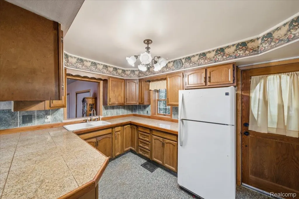 5896 Silver Birch Road Hadley Township MI 48462