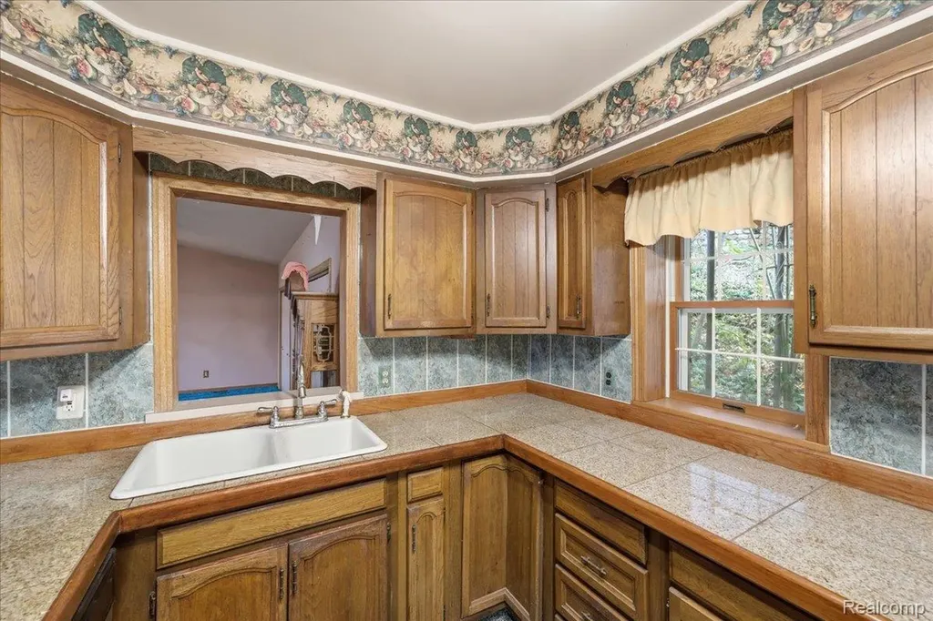 5896 Silver Birch Road Hadley Township MI 48462