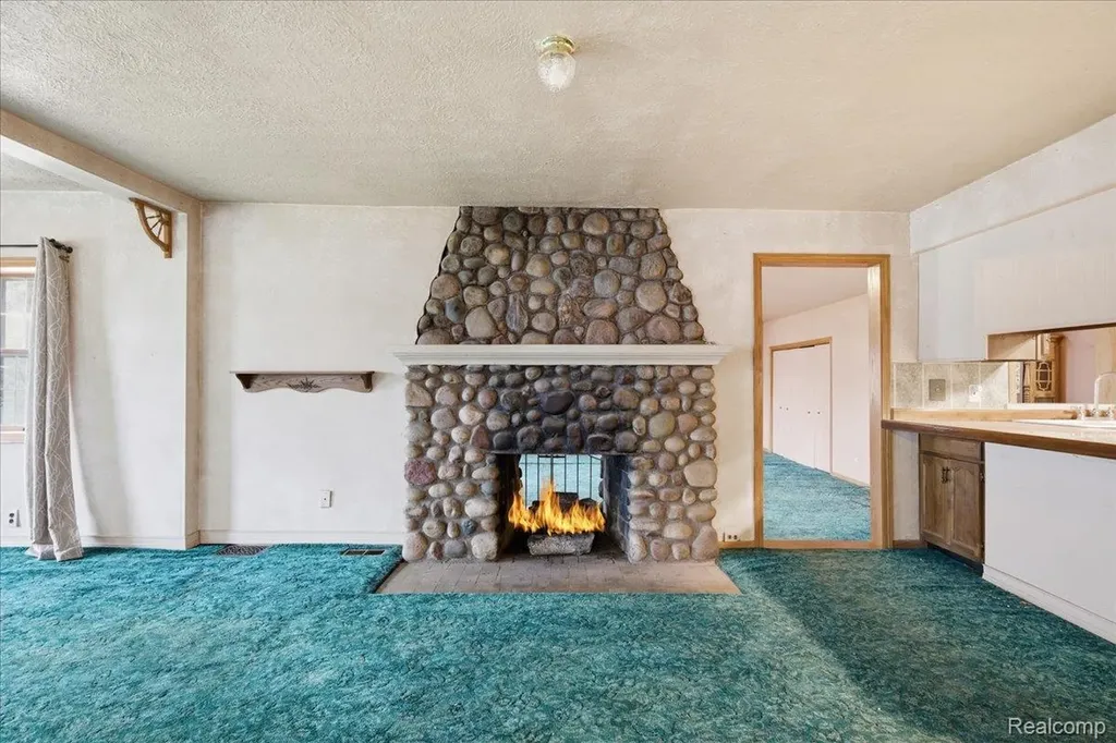 5896 Silver Birch Road Hadley Township MI 48462