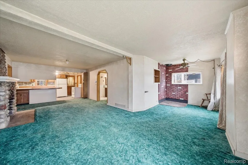 5896 Silver Birch Road Hadley Township MI 48462