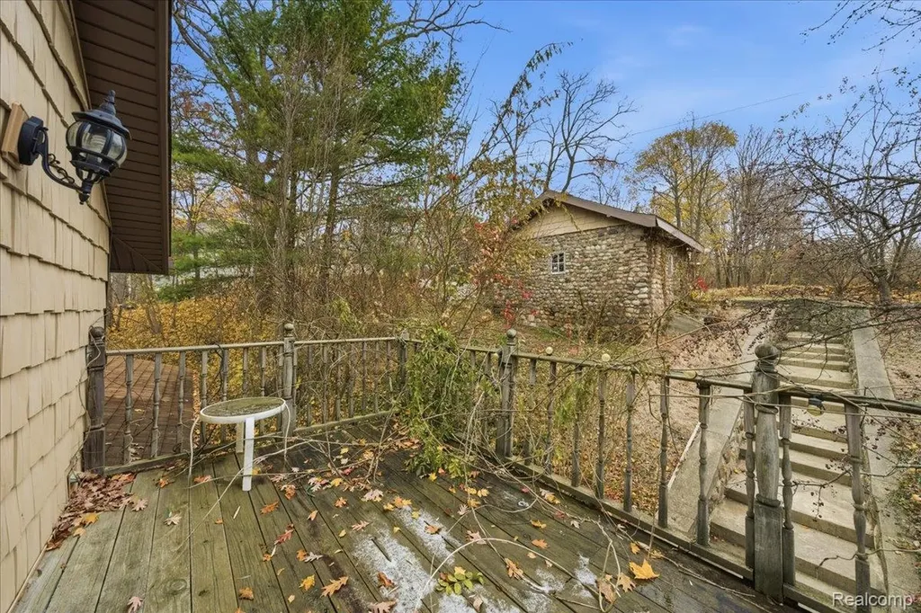 5896 Silver Birch Road Hadley Township MI 48462