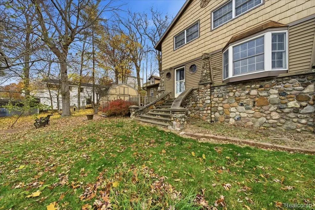 5896 Silver Birch Road Hadley Township MI 48462