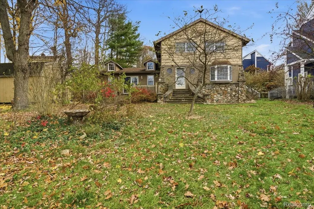 5896 Silver Birch Road Hadley Township MI 48462