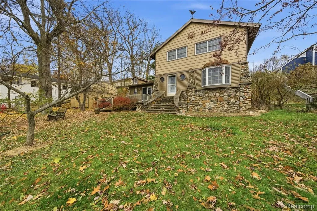 5896 Silver Birch Road Hadley Township MI 48462