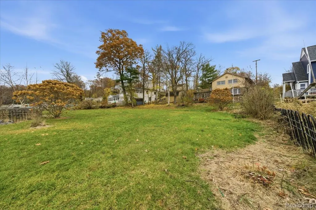 5896 Silver Birch Road Hadley Township MI 48462