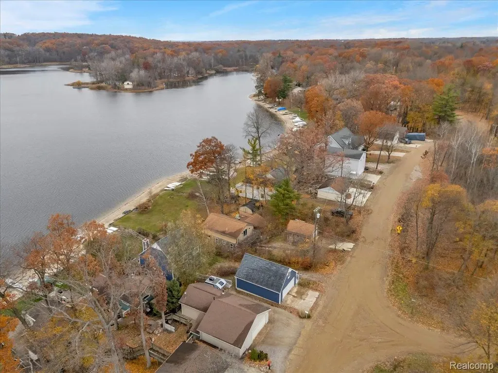 5896 Silver Birch Road Hadley Township MI 48462