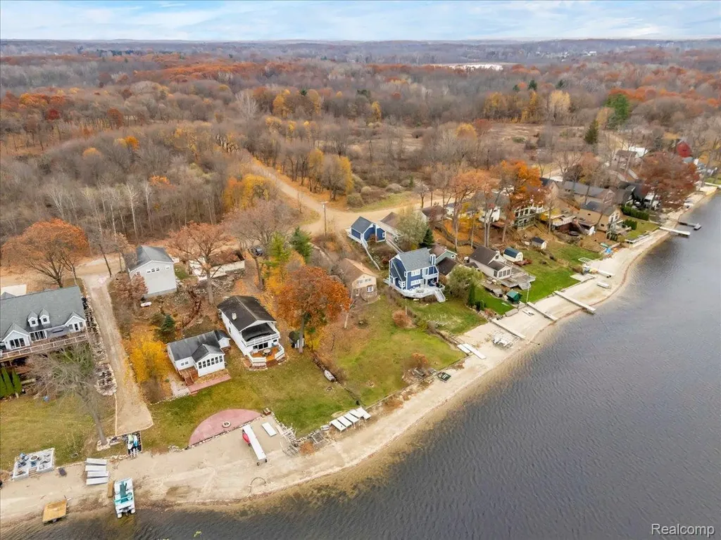5896 Silver Birch Road Hadley Township MI 48462