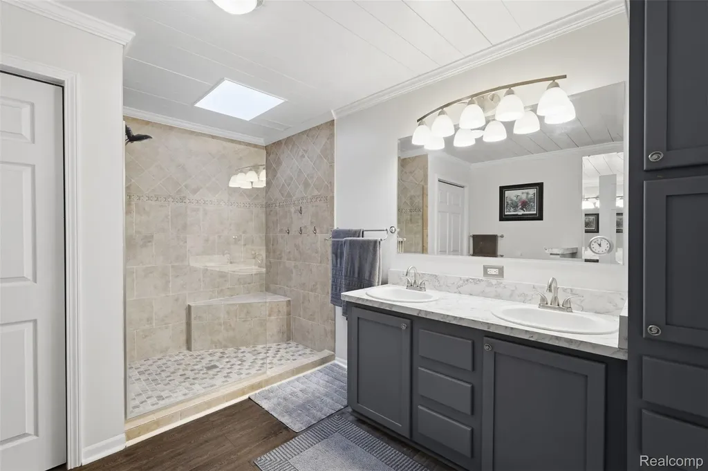 11186 Chestnut Hill Court Green Oak Township MI 48178
