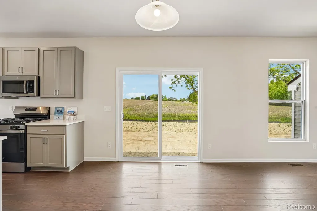 27110 Gallop Way Saline Township MI 48176