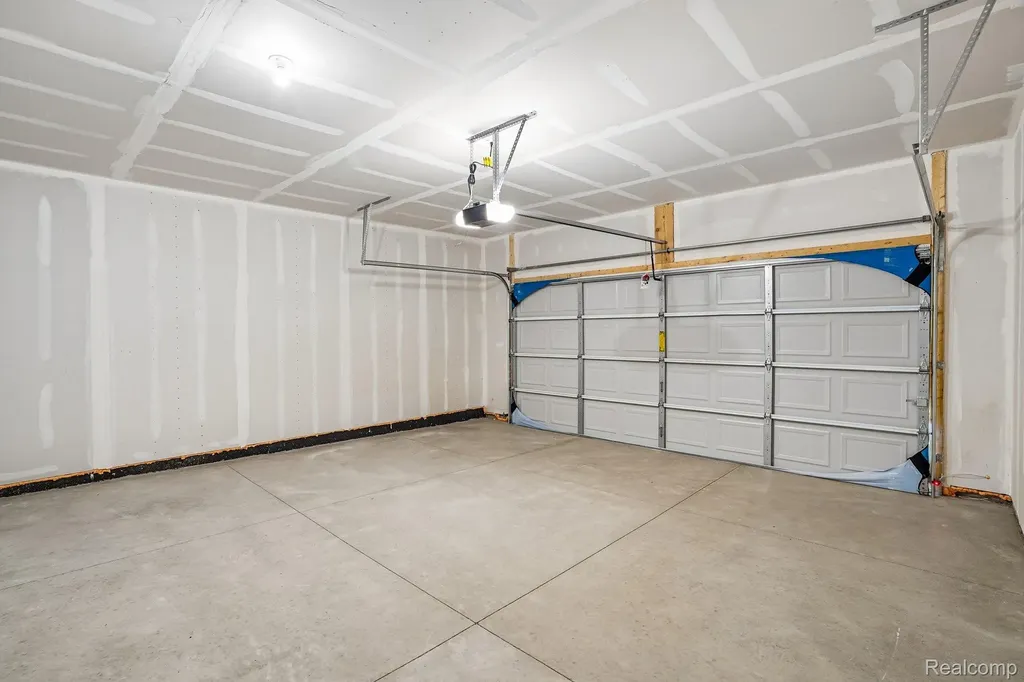 27110 Gallop Way Saline Township MI 48176