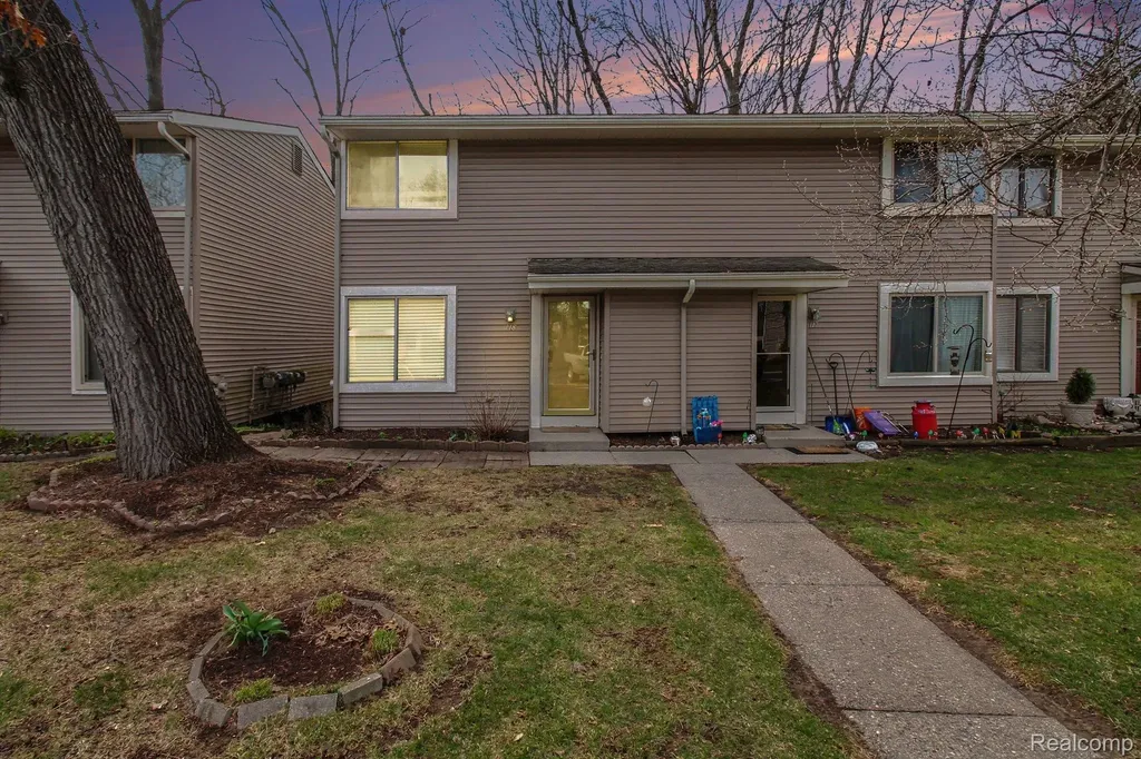 616 Rickett Road Brighton City MI 48116