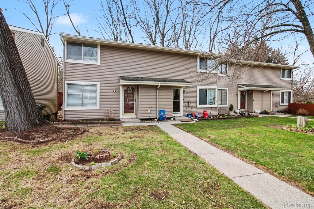 616 Rickett Road Brighton City MI 48116
