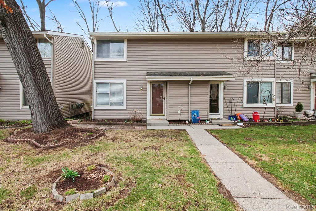 616 Rickett Road Brighton City MI 48116