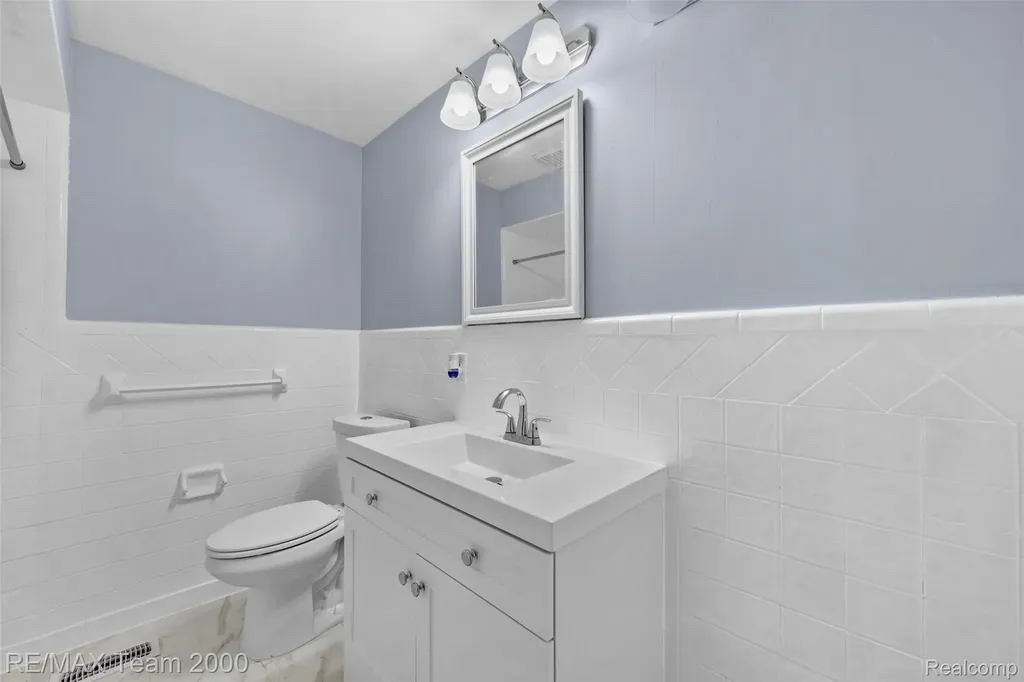 33101 Donnelly Street Garden City City MI 48135