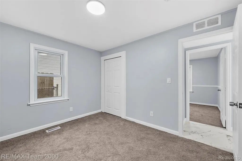33101 Donnelly Street Garden City City MI 48135