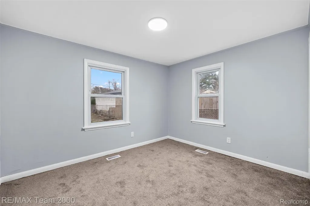 33101 Donnelly Street Garden City City MI 48135