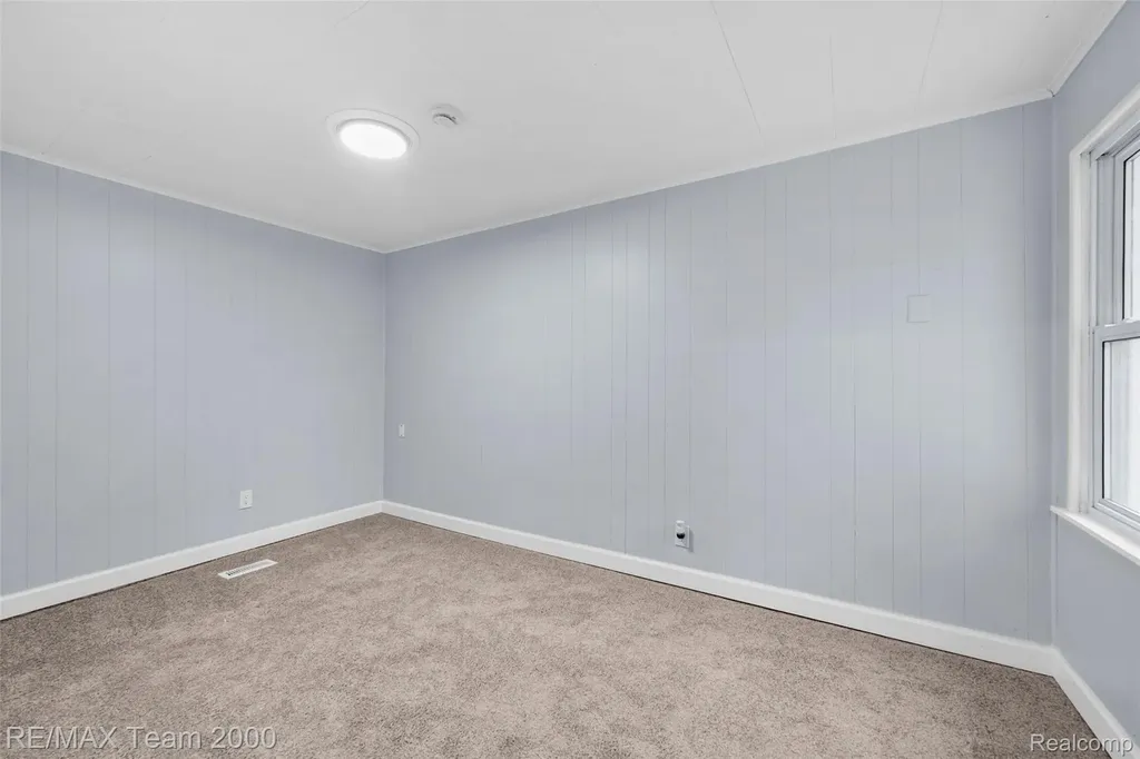 33101 Donnelly Street Garden City City MI 48135