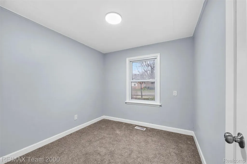 33101 Donnelly Street Garden City City MI 48135