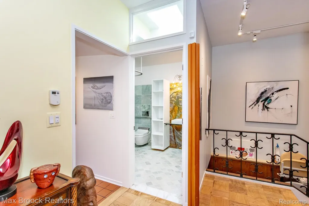 30875 Franklin Road Franklin Village MI 48025