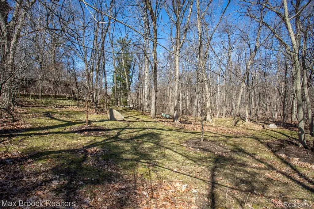 30875 Franklin Road Franklin Village MI 48025